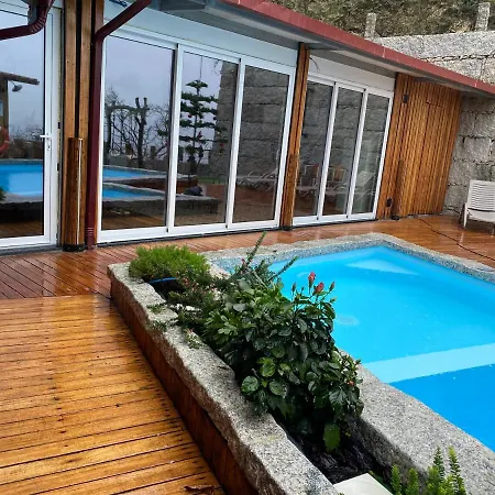 Casa Do Outeiro Feriehus